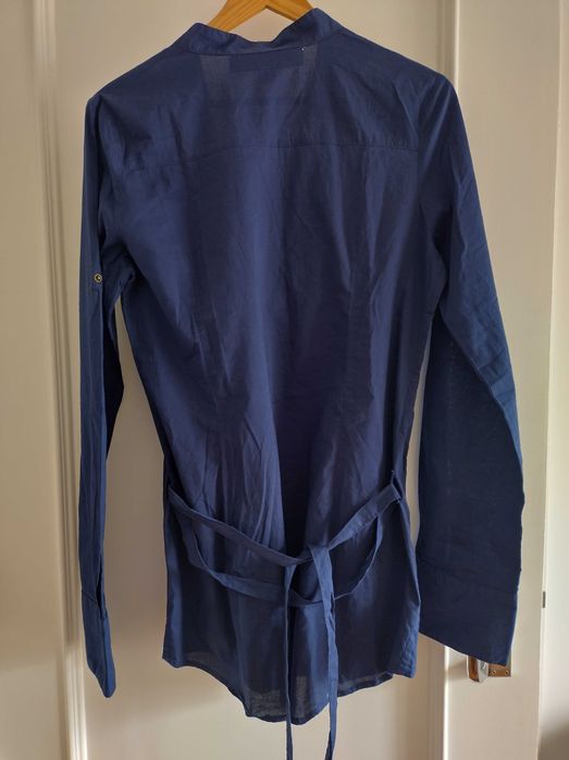 Túnica/Camisa comprida azul escuro – Tamanho L – Manga comprida