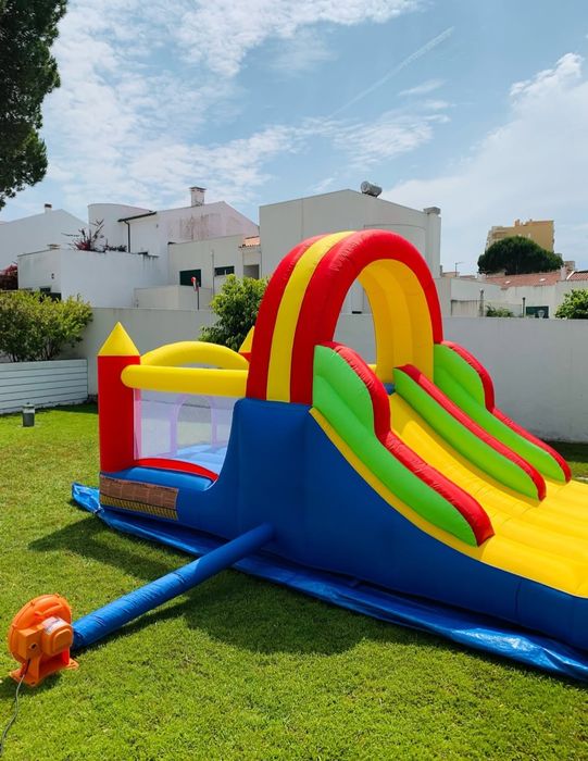 Aluguer de insuflável