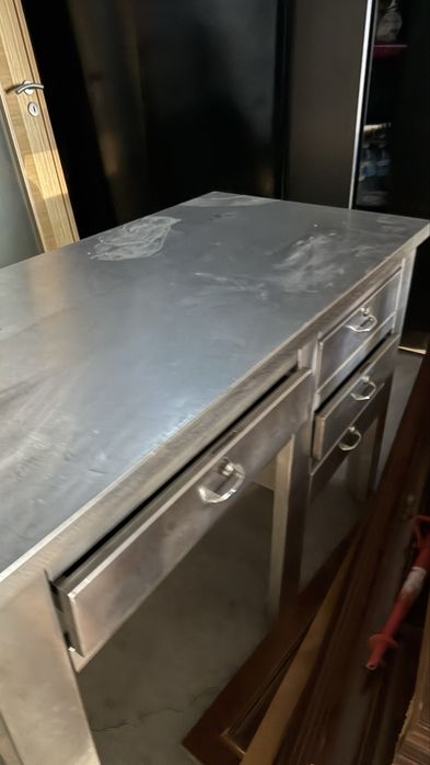Mesa / secretaria em Inox