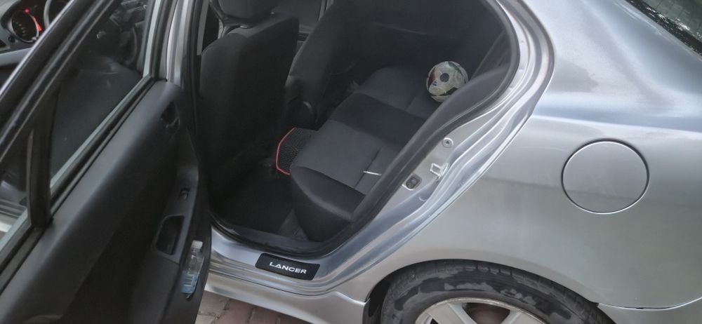 Mitsubishi Lancer 10