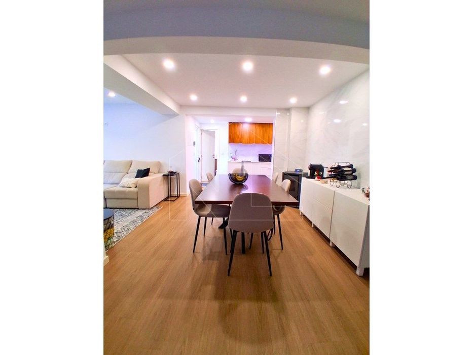 Moradia T2+1 Totalmente Remodelada | Centro de Águeda