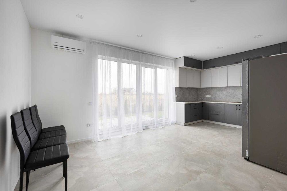 Будинок Дуплекс з ремонтом та меблями, Дмитровичі, Львівська область