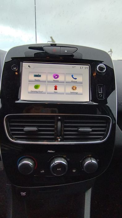 Carrinha Renault Clio 1.2 Gasolina Branco - Muito Económico