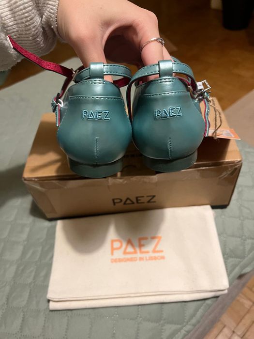 Vendo sapatos NOVOS e originais ainda na caixa da marca paez originais