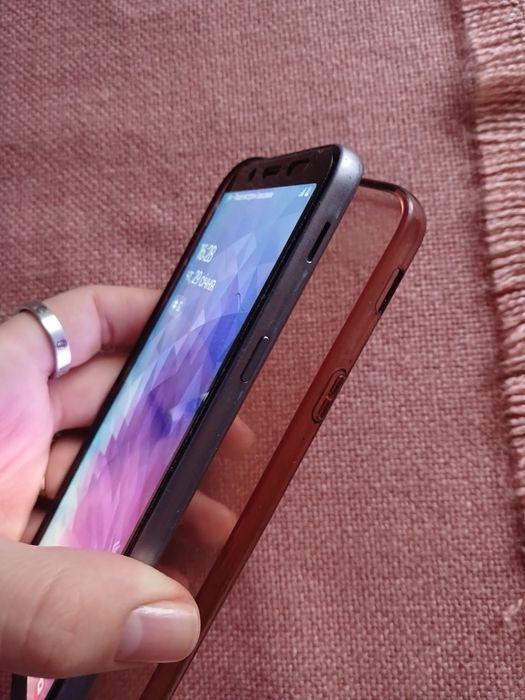 Телефон Samsung Galaxy j6 (2018рік).