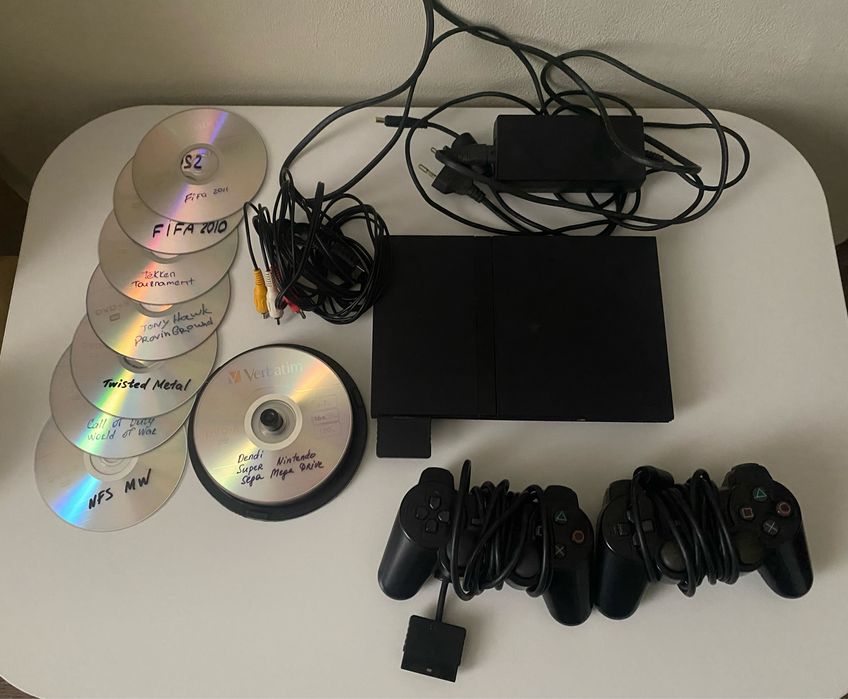 Продам PlayStation 2 slim