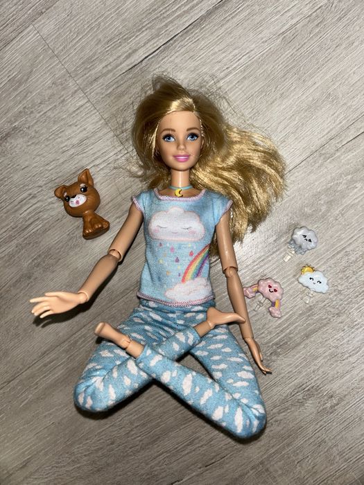 Лялька Barbie медитація та наречена