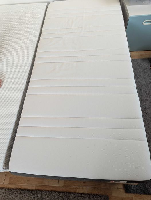 Colchão IKEA  +  Oferta de cama