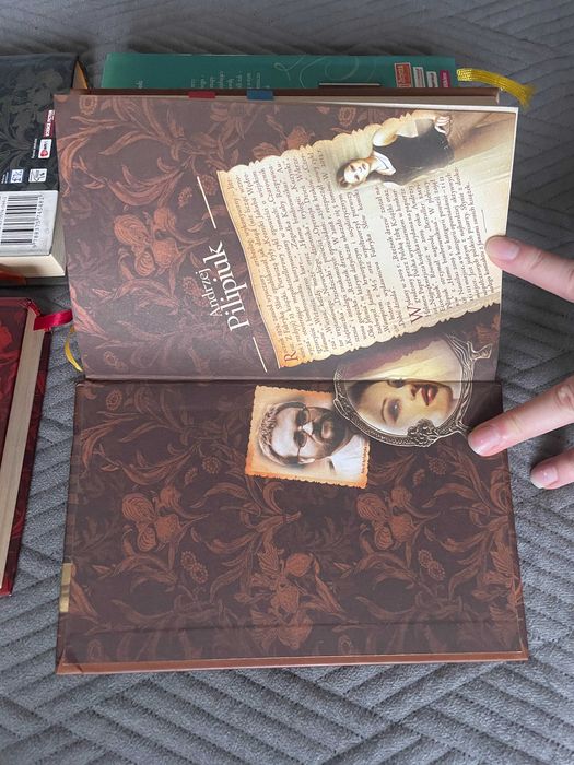 Andrzej Pilipiuk Kuzynki Księżniczka Dziedziczki Zaginiona fabryka