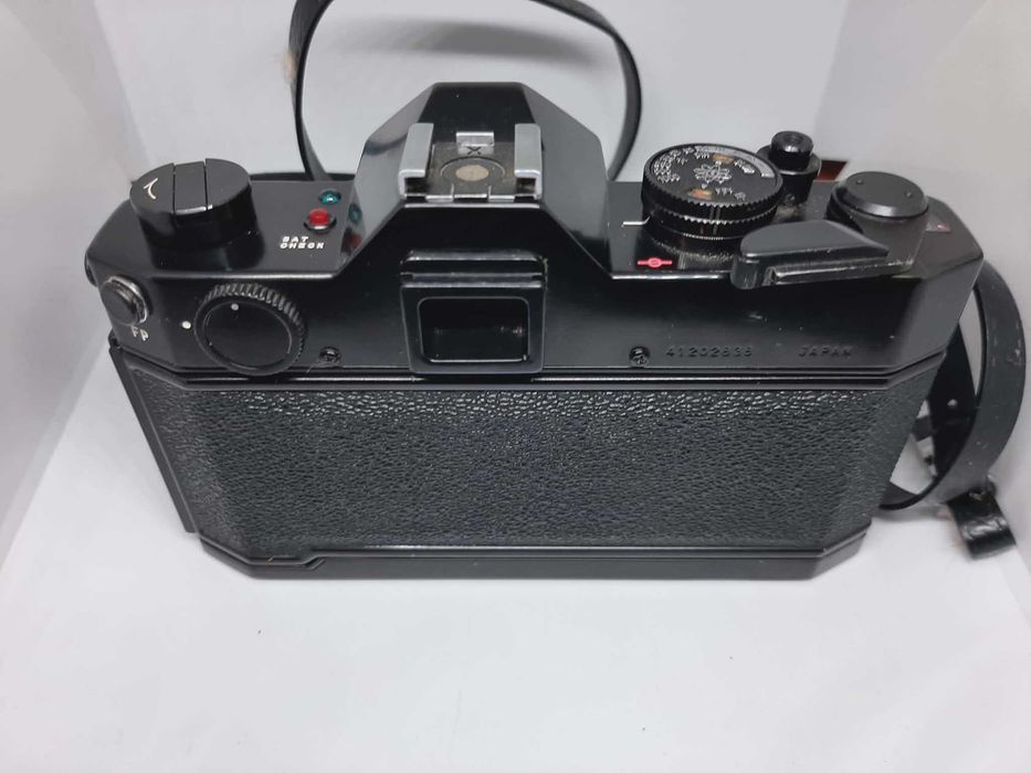 Aparat YASHICA -ELECTRO AX + Pentacon auto - 2.8/29