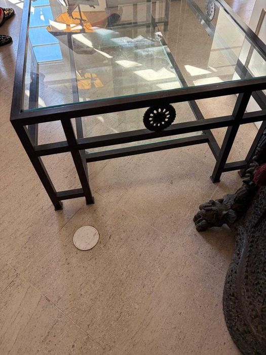 Mesa de Ferro e Vidro