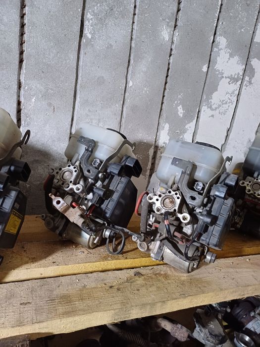 Toyota Land Cruiser Prado 150 блок ABS