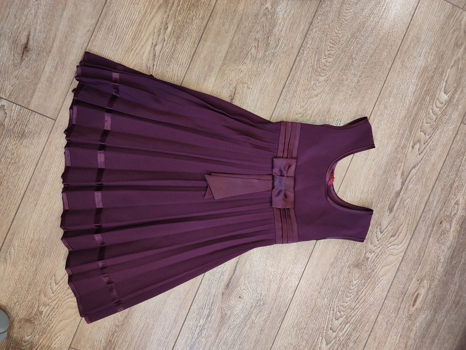 Сарафан для школи на дівчинку