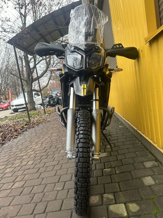 Новий мотоцикл Voge 300 Rally Black Knight Edition 2025 ABS/EFI/29к.с.