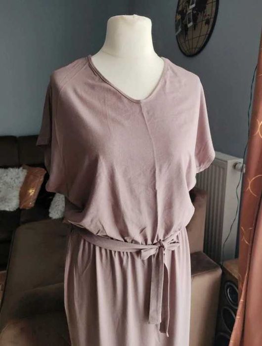 Fioletowa sukienka maxi z rozcięciami Efect