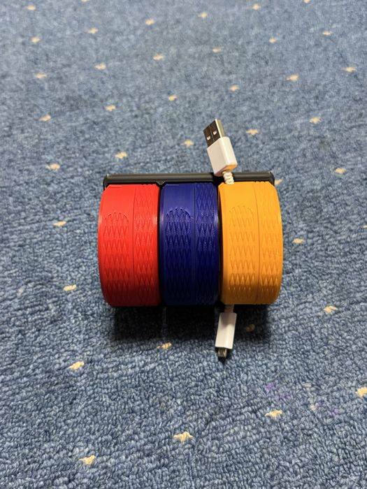 Эргономичный органайзер для кабелей с подставкой