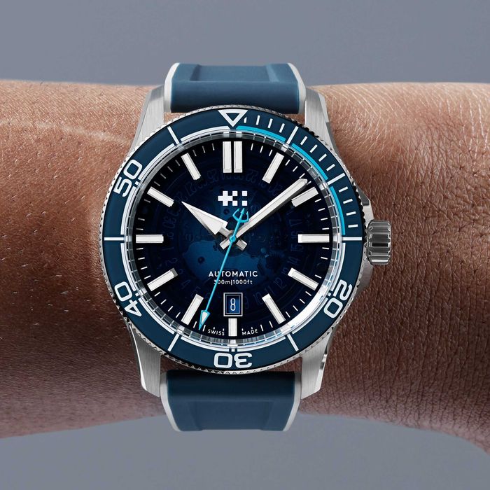 Christopher Ward C60 Sapphire Edge 42mm Diver 300m
