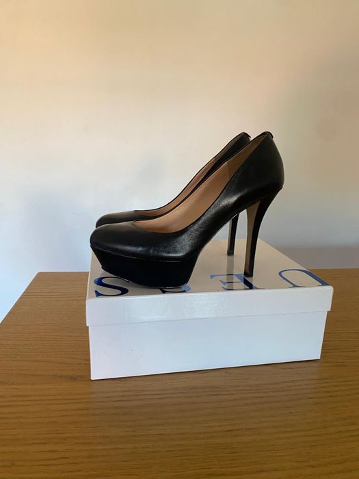 Sapatos Salto alto guess