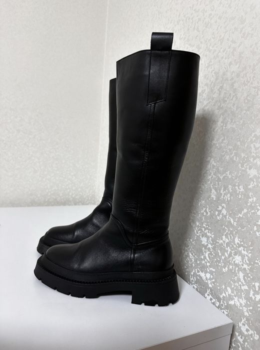 Жіночі  зимові шкіряні сапожки- ботфорди- труби