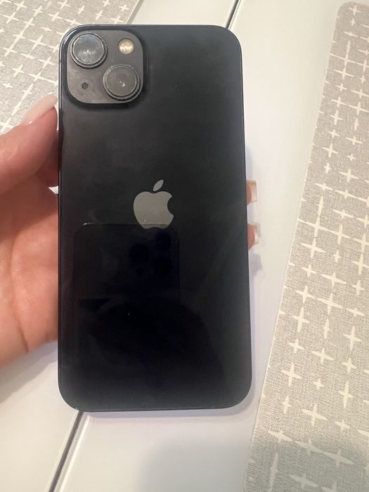 Телефон Iphone 13 128