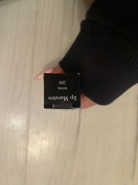 Giorgio Armani lip maestro