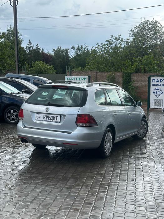 Продам Volkswagen Golf 2010 рік можлива розстрочка,кредит,обмін!