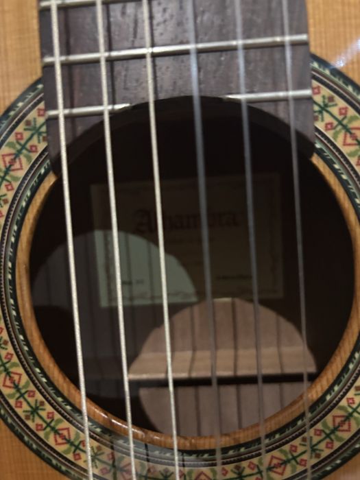 Guitarra Alhambra 3C 4/4 com saco alhambra