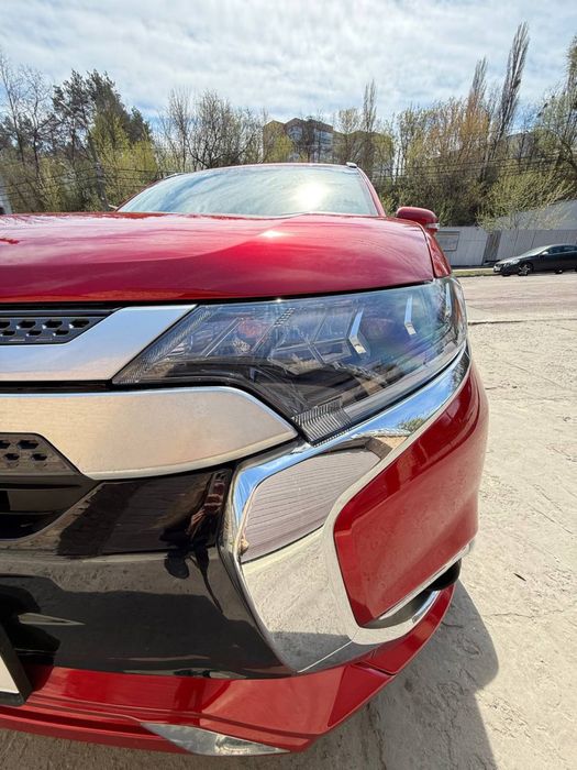 Mitsubishi Outlander 2021 phev 2.4