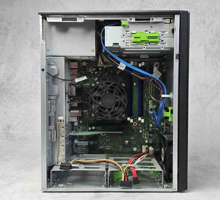 Комп'ютер Fujitsu Esprimo P757 MiniTower i5-6600 8Gb DDR4 SSD 256Gb