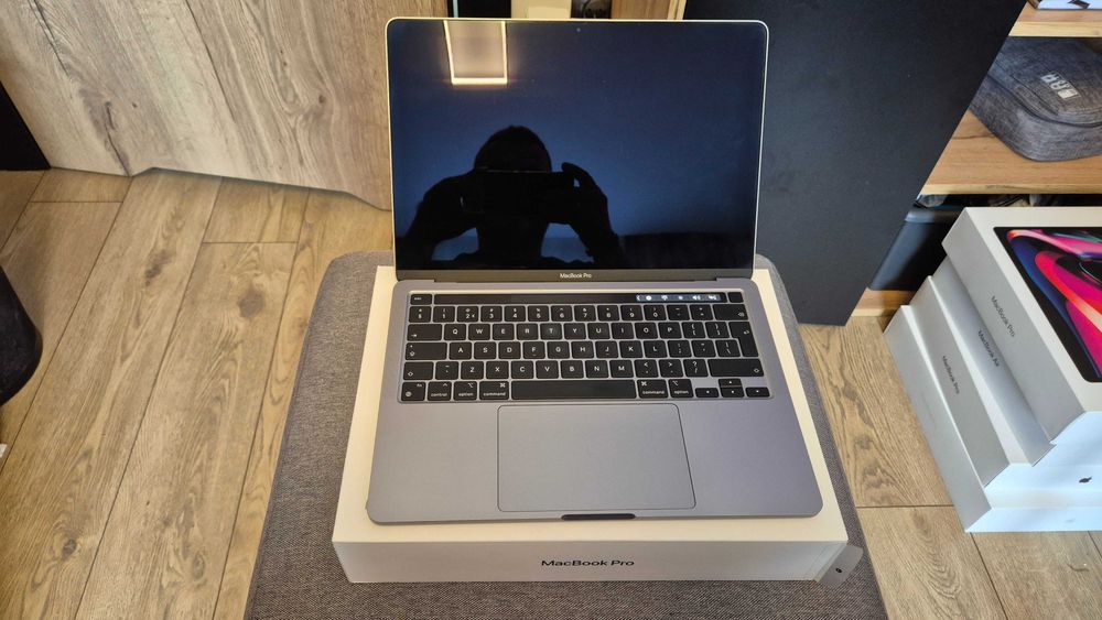 Apple MacBook Pro 13” M1 16GB 256GB Space Gray A2338 + pudełko