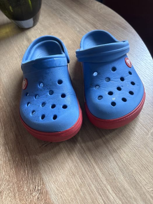 Crocs 12 c 13 klapki