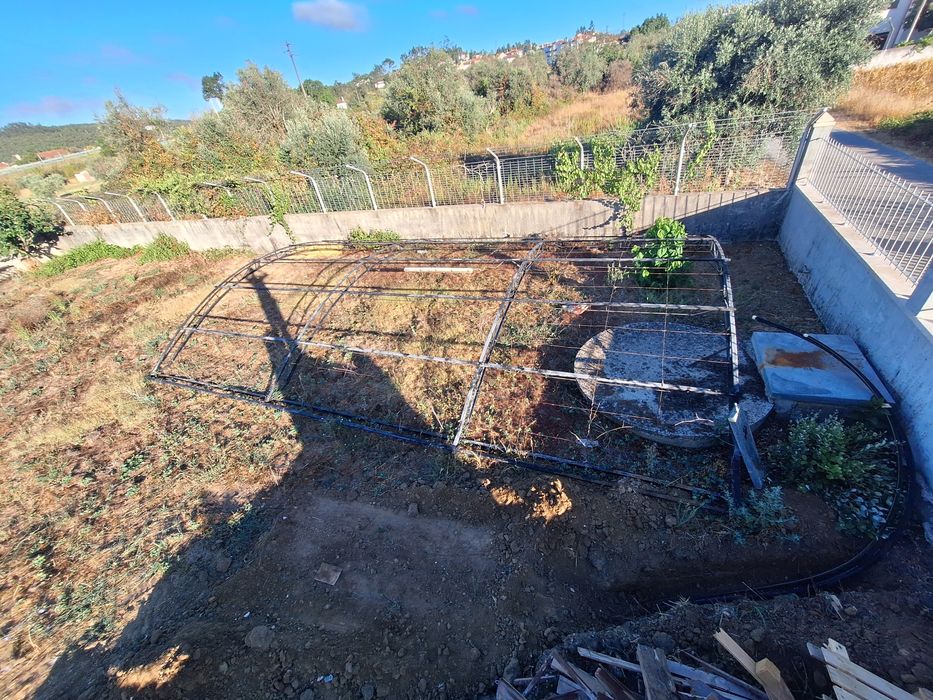 Perola em ferro para jardim