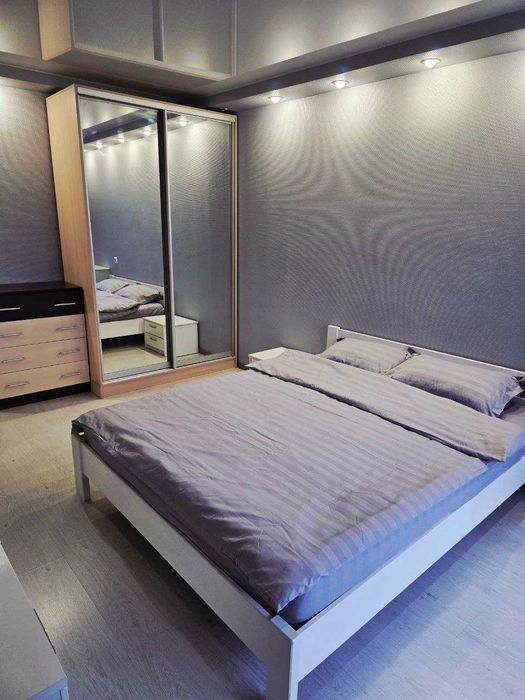 Подобово! Стильна квартира на Сонячному ТЦ Вавилон.