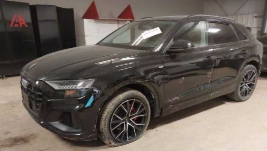 Audi Q8 Бампер шрот запчасти разборка Ауді КУ8 запчастини