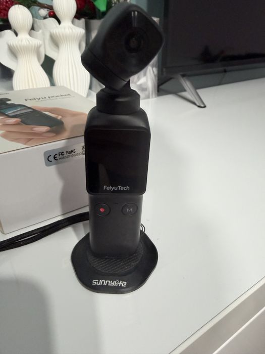 Feiyu Pocket 1 4K Handheld Gimbal Camera Uchwyt magnetyczny