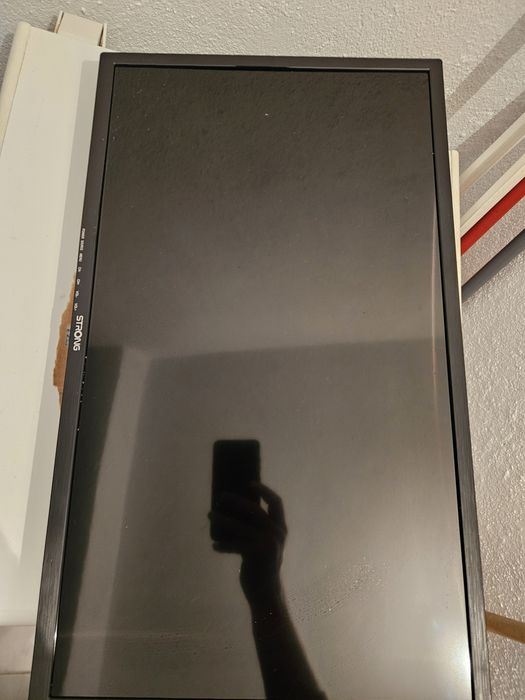 Tv 22  polegadas strong