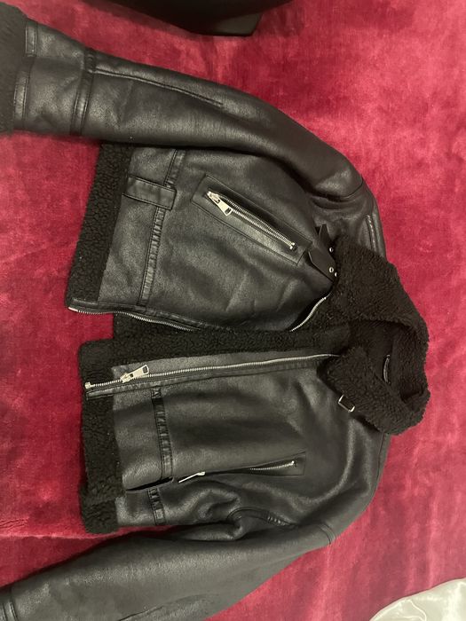 Casaco quente em preto