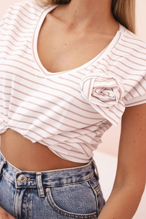 Bluzka damska camelowa w paski bawełniana dekolt V S–L