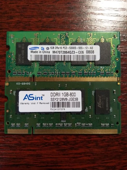 память ddr2 2шт.