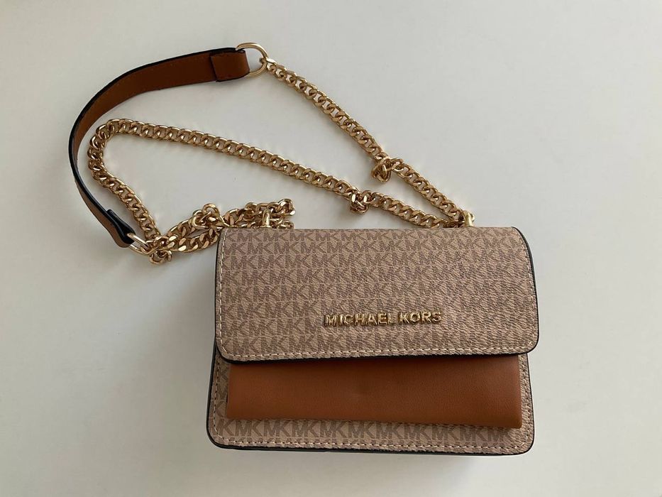 Продам дівочі сумочки