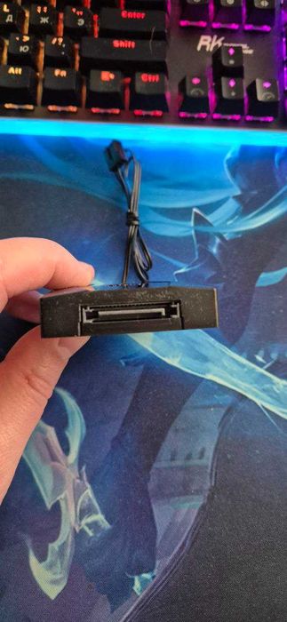 Контроллер вентилятора Arctic CASE FAN HUB, Контроллер Arctic, HUB