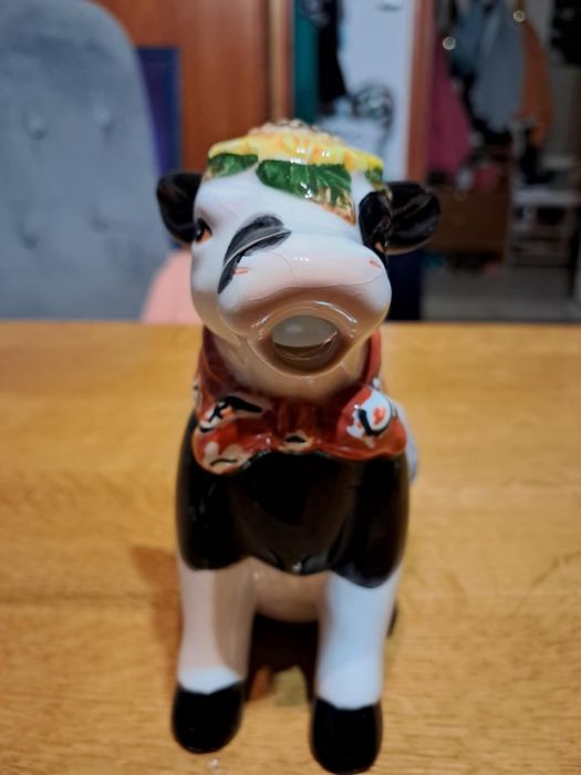 Dzbanek na mleko ,, mlecznik"