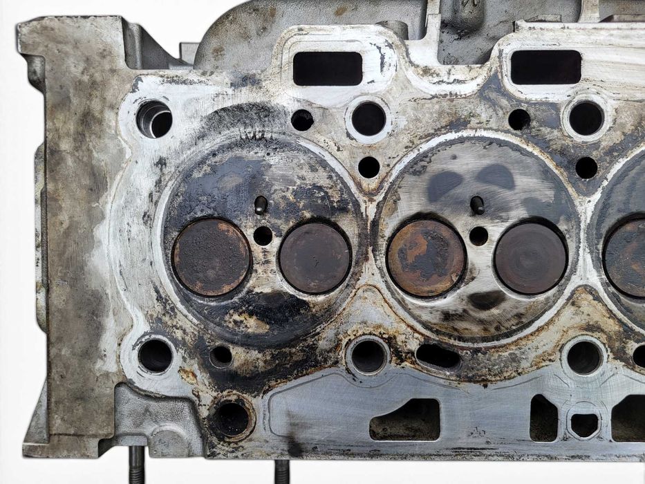 ГБЦ головка блока Citroen C4 C5 Jumpy Berlingo Peugeot 206 207 308 508 Partner 1.4 1.6 HDI
