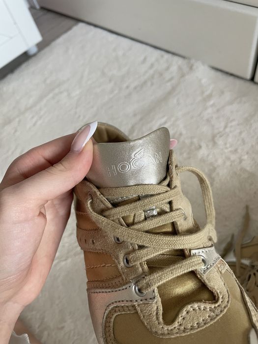 Кросівки hogan.