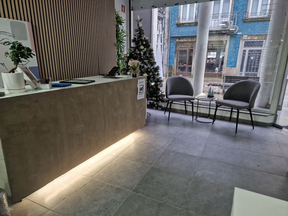 TRESPASSE  SALÃO DE CABELEIREIRO – PRONTO A TRABALHAR
Bragança – ao