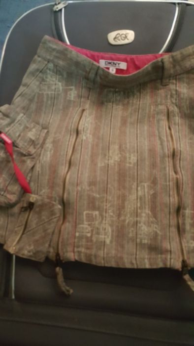 DKNY Skirt (10 years old) / Shorts Skirt (8 years old)