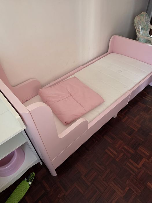 Cama Extensível Infantil IKEA BUSUNGE (Rosa) + Colchão Incluído
