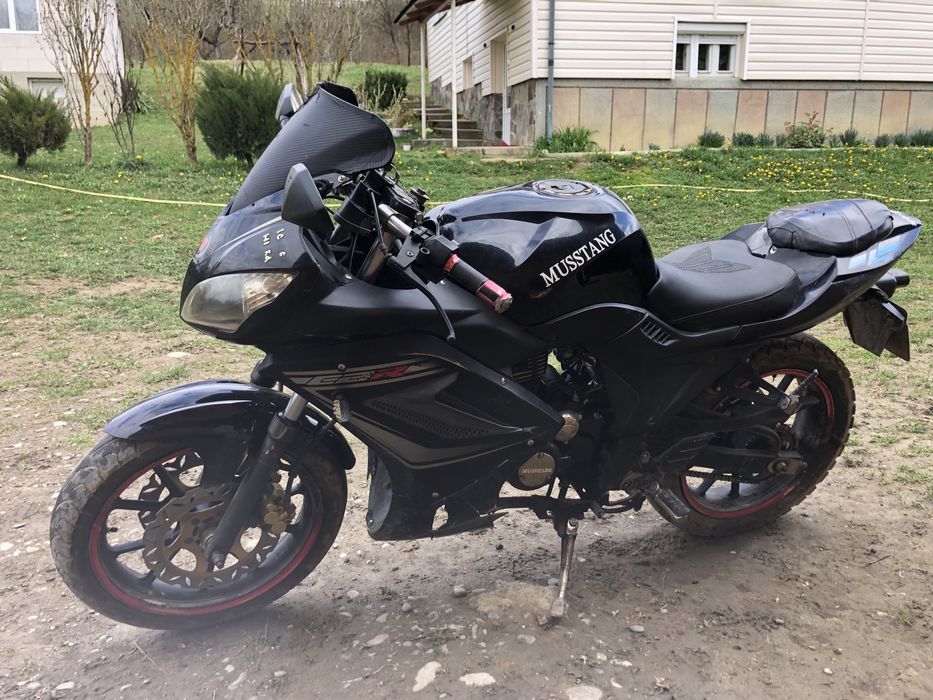 Продам мустанг 200кубів