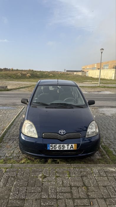 toyota yaris 2002