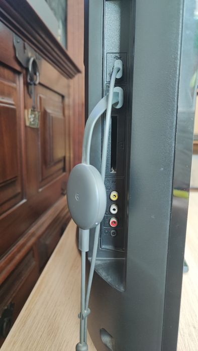 TV LCD Sony BRAVIA 40 polegadas - Full HD (com comando original incluído)